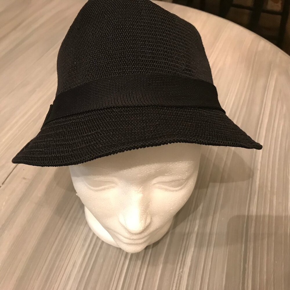 H & M Ladies Black Woven Summer Hat
